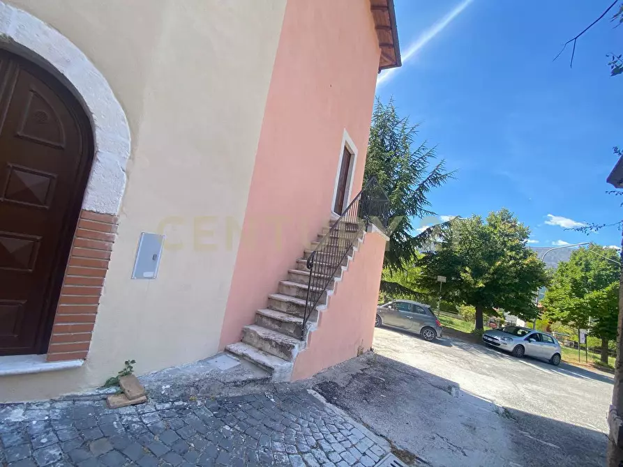 Immagine 15 di Casa bifamiliare in vendita  in Via codacchio 47 a Poggio Picenze