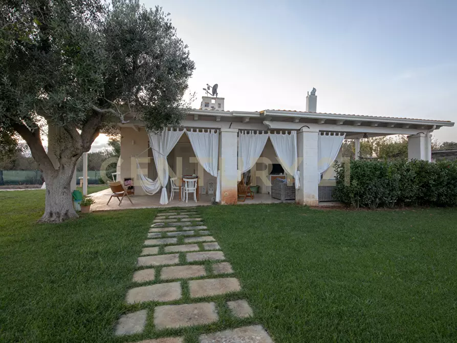 Immagine 95 di Villa in vendita  a Carovigno