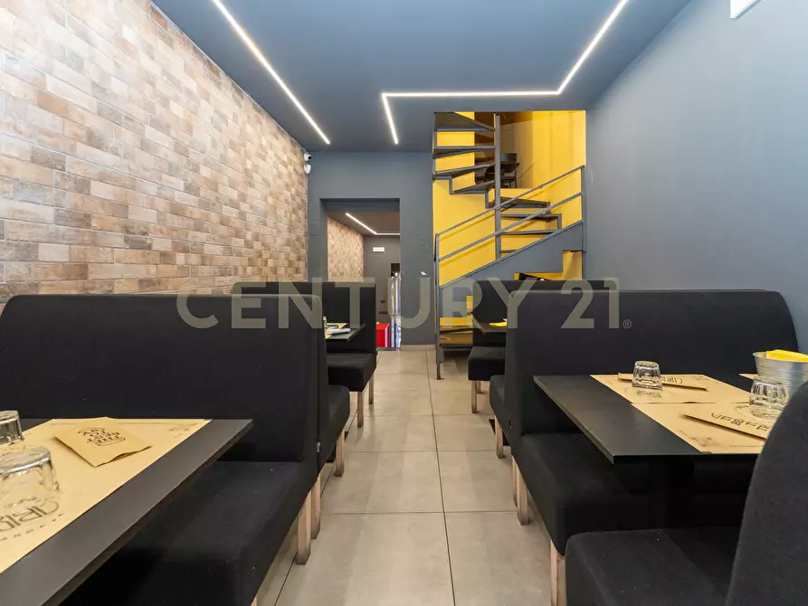 Immagine 23 di Bar / Ristorante in vendita  in Via Gemmellaro 47/A a Catania