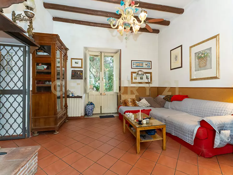 Immagine 29 di Villa in vendita  in Via Pulei 25 a Mascalucia