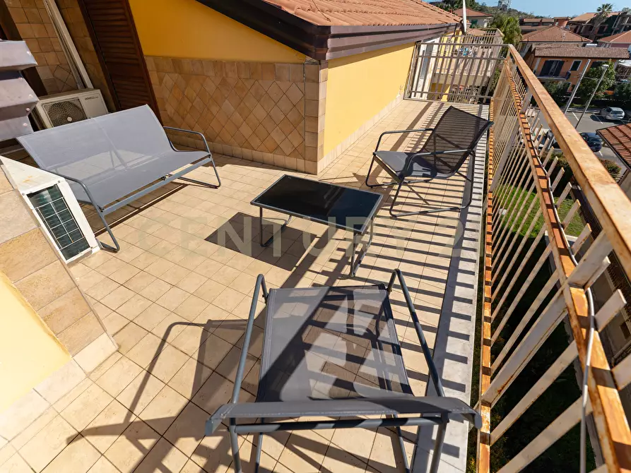 Immagine 37 di Appartamento in vendita  in Via Imola 13 a San Giovanni La Punta