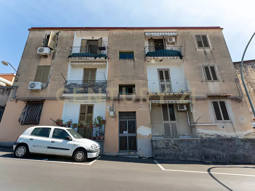 Immagine 25 di Trilocale in vendita  in Via Vittorio Emanuele Orlando 24 a Tremestieri Etneo