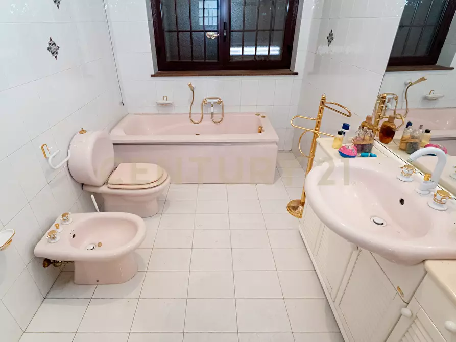 Immagine 48 di Villa in vendita  in Via Carmelina Naselli 51 a Catania