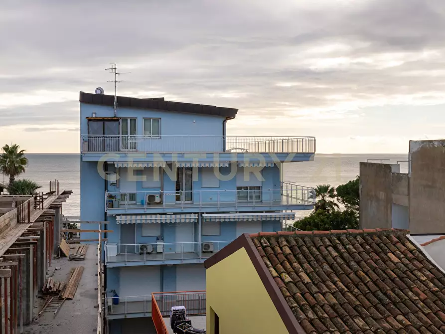 Immagine 42 di Casa indipendente in vendita  in Via Consolare Valeria 220 a Sant'alessio Siculo