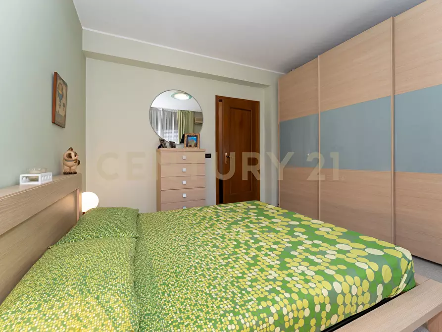 Immagine 42 di Quadrilocale in vendita  in Viale Giuseppe Lainò 7 a Catania