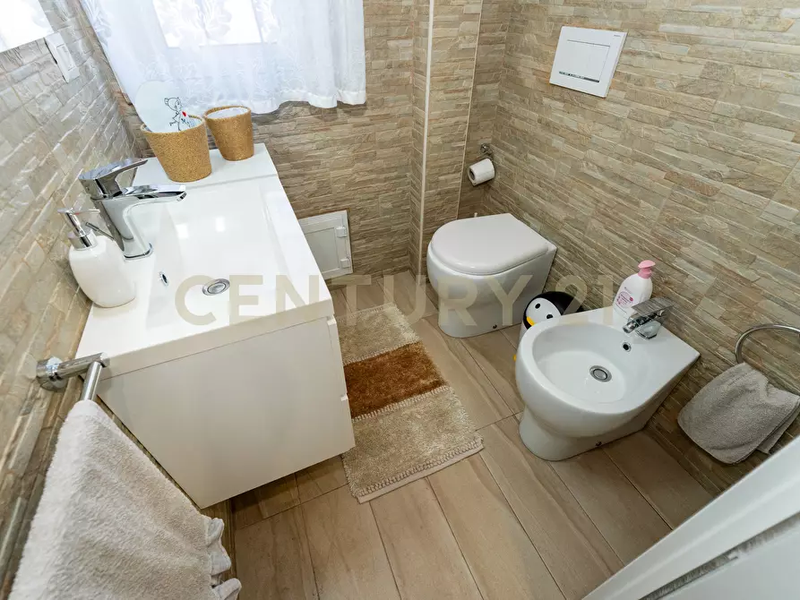 Immagine 39 di Casa semindipendente in vendita  in Via A. di Sangiuliano 42 a Sant'agata Li Battiati