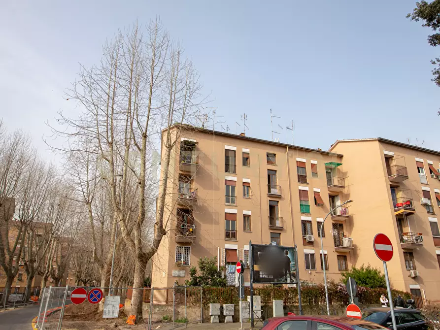 Immagine 35 di Quadrilocale in vendita  in Viale della Venezia Giulia 151 a Roma