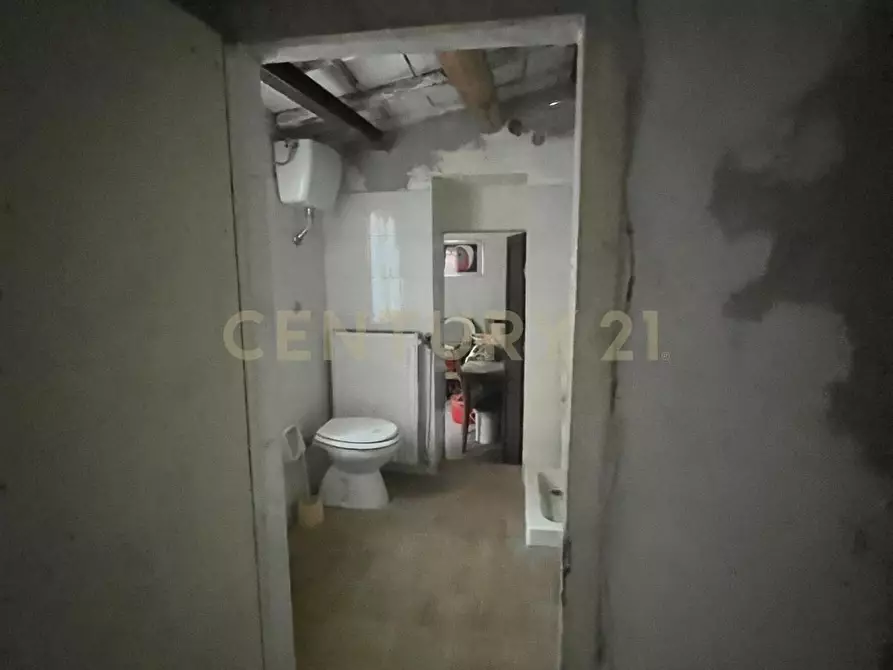 Immagine 14 di Pentalocale in vendita  in Via Firenze 19 a Semproniano