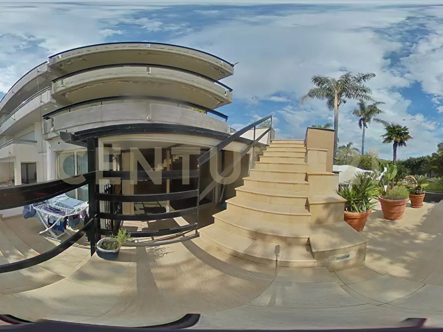 Immagine 112 di Villa in vendita  in Via G. Pezzana 11 a Aci Castello