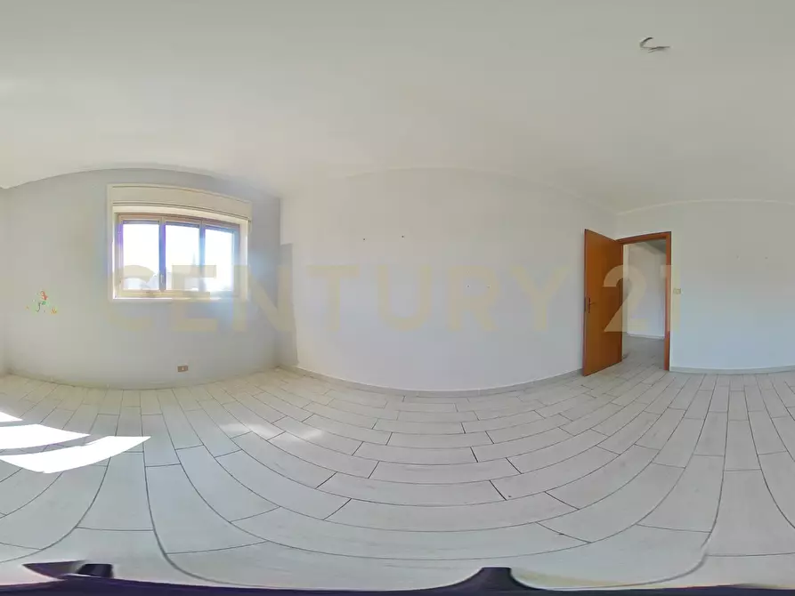 Immagine 40 di Trilocale in vendita  in Via Firenze 112 a Aci Castello