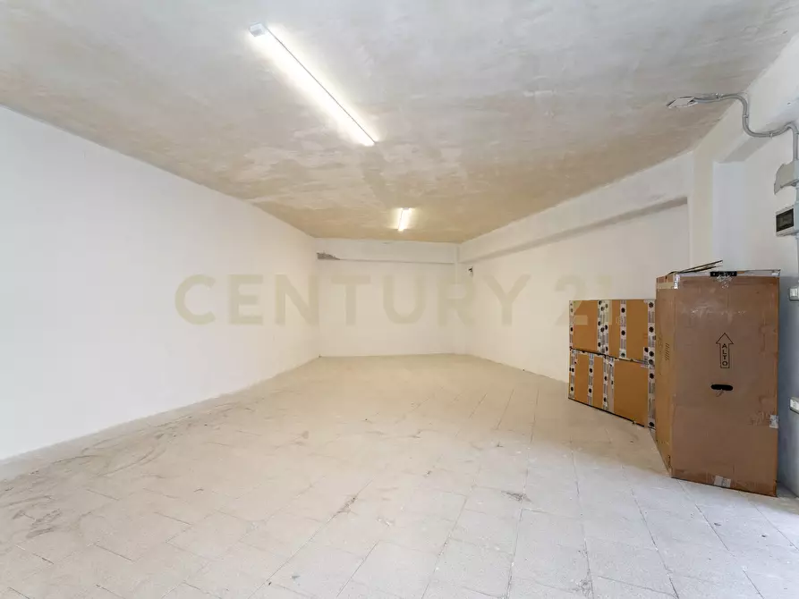 Immagine 30 di Appartamento in vendita  in Via dei Lillà 1 a Valverde