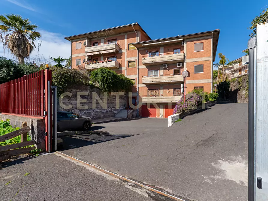 Immagine 25 di Appartamento in vendita  in Via Spagnola 51 a Aci Castello