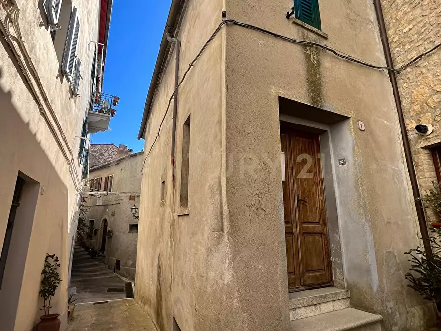 Immagine 17 di Porzione di casa in vendita  in via della cisterna snc a Semproniano