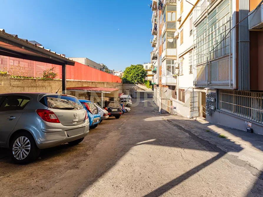 Immagine 5 di Garage in vendita  in Via del Rotolo 42/B a Catania