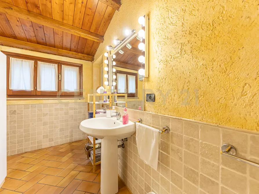 Immagine 112 di Villa in vendita  in Via di Battiferro 43 a Formello