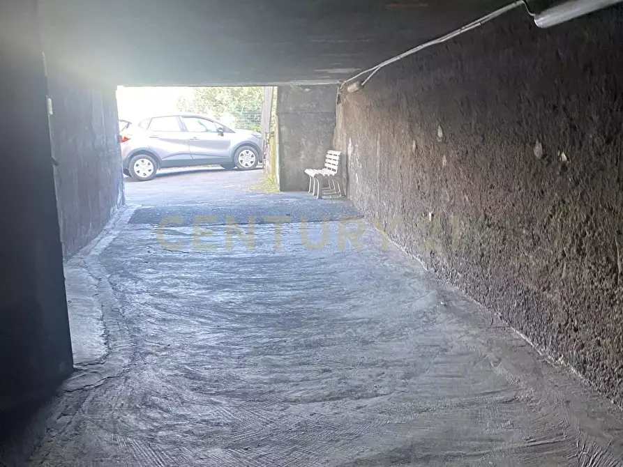 Immagine 10 di Garage in vendita  in Via Balatelle 11 a San Giovanni La Punta
