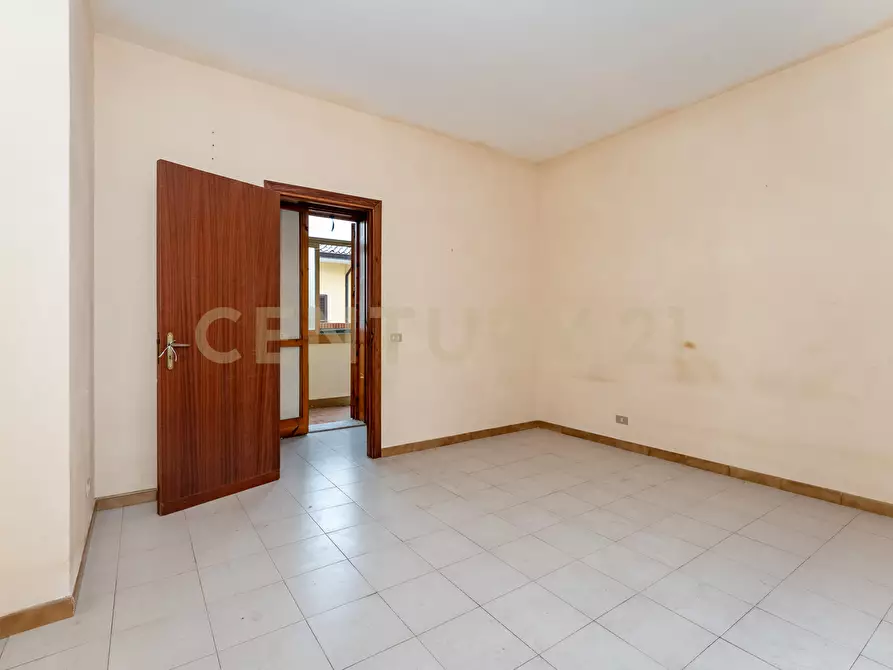 Immagine 17 di Quadrilocale in vendita  in Via Guglielmo Marconi 15 a Viagrande