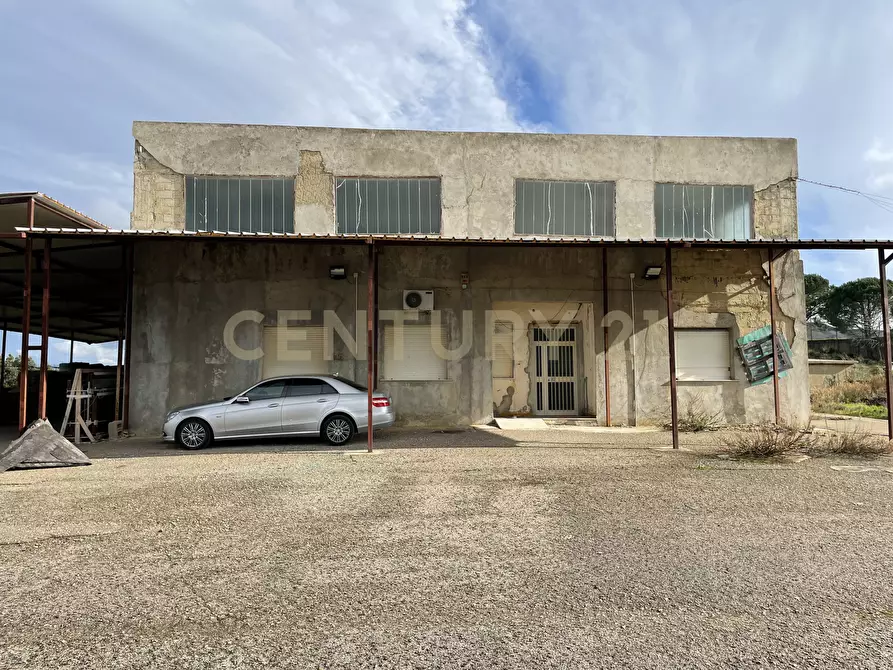 Immagine 65 di Attività artigianale in vendita  in Via Santisi a Motta D'affermo