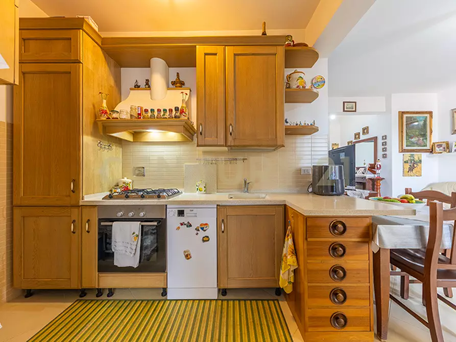 Immagine 3 di Bilocale in vendita  in Via Pollutri 6 a Roma