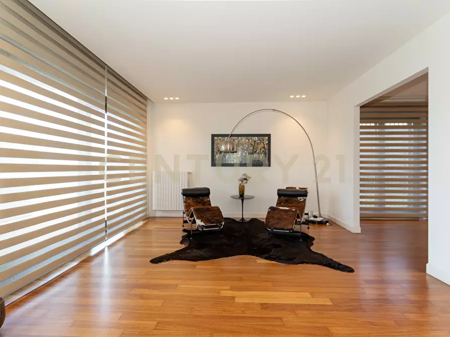 Immagine 49 di Villa in vendita  in Via Scala 58 a San Gregorio Di Catania