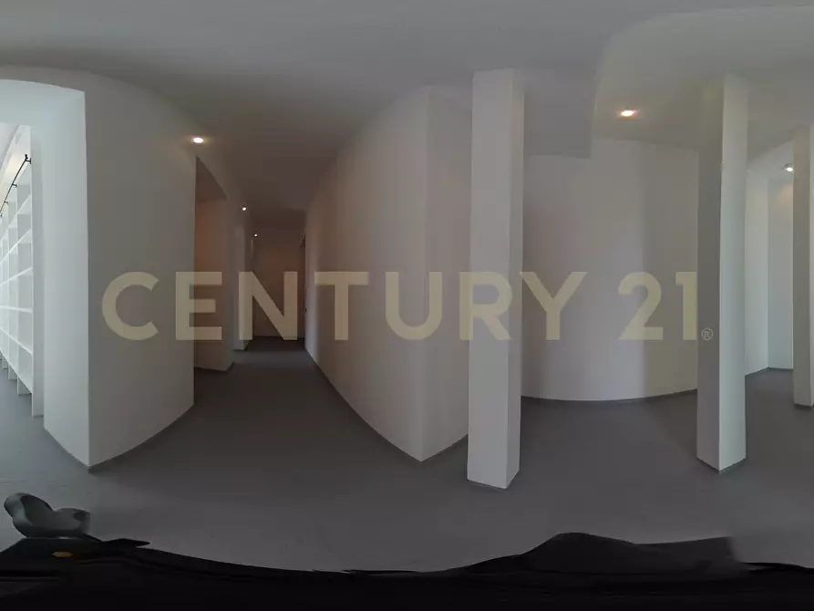 Immagine 43 di Attico in vendita  in Via Antonio Mordini 14 a Roma