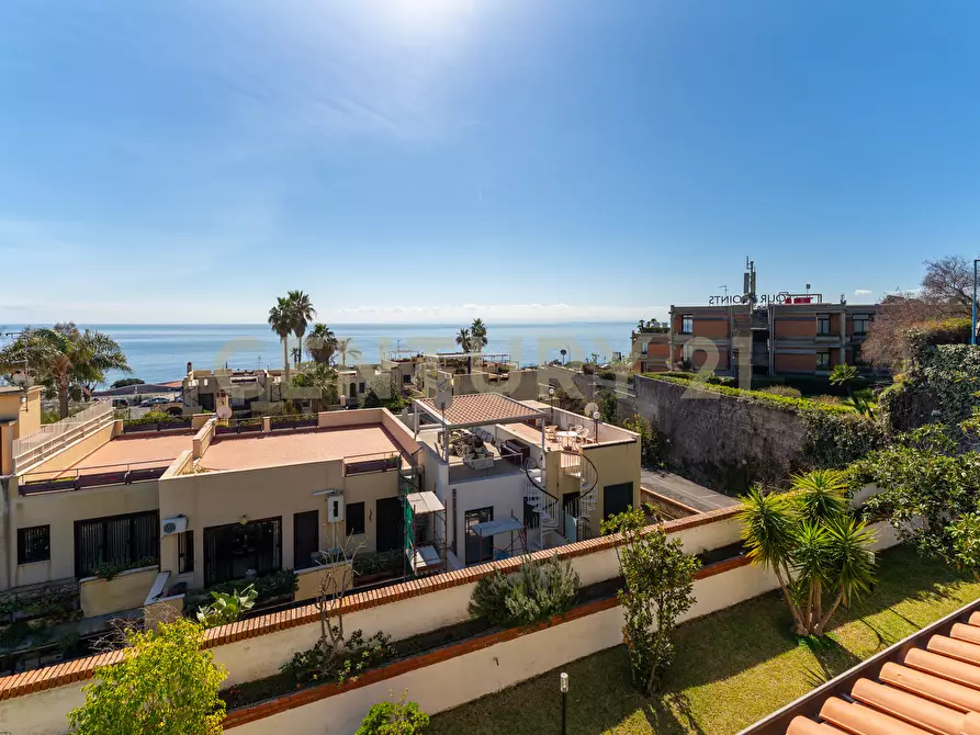 Immagine 92 di Villa in vendita  in Via Antonello da Messina 57 a Aci Castello