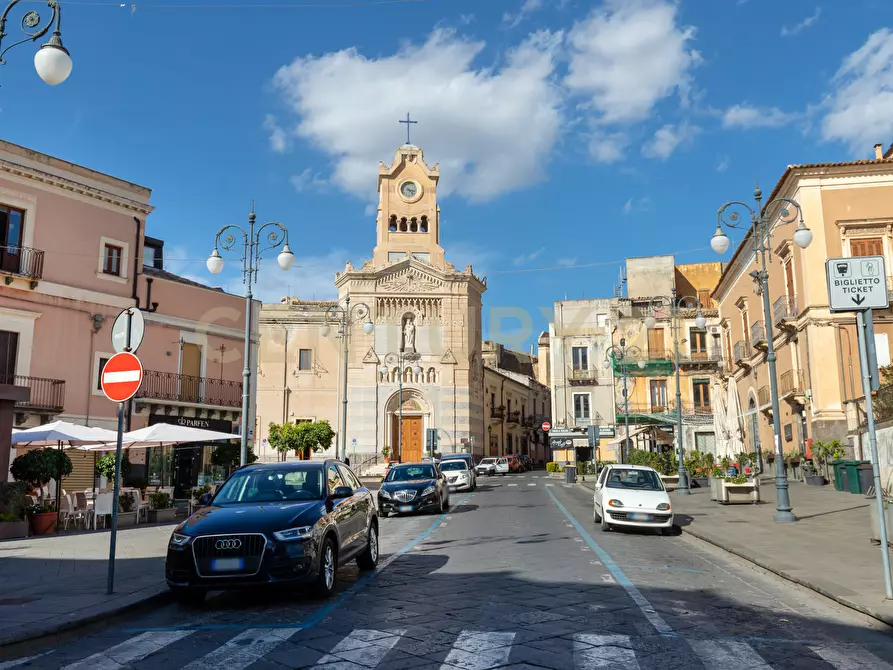 Immagine 33 di Quadrilocale in vendita  in Via Catania 310 a Adrano