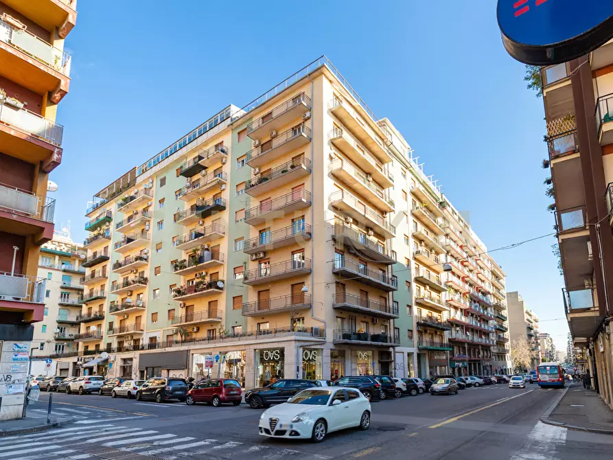Immagine 45 di Quadrilocale in vendita  in Via Gabriele D'Annunzio 125 a Catania