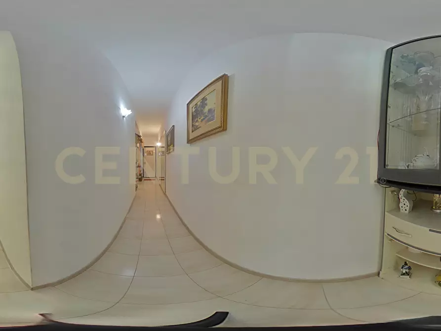 Immagine 46 di Trilocale in vendita  in Via Rettifilo 141 a Santa Venerina