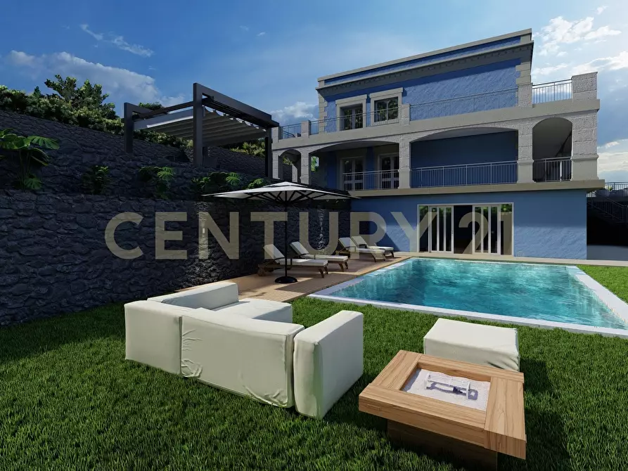 Immagine 37 di Villa in vendita  in Via Casalrosato 19 a Valverde