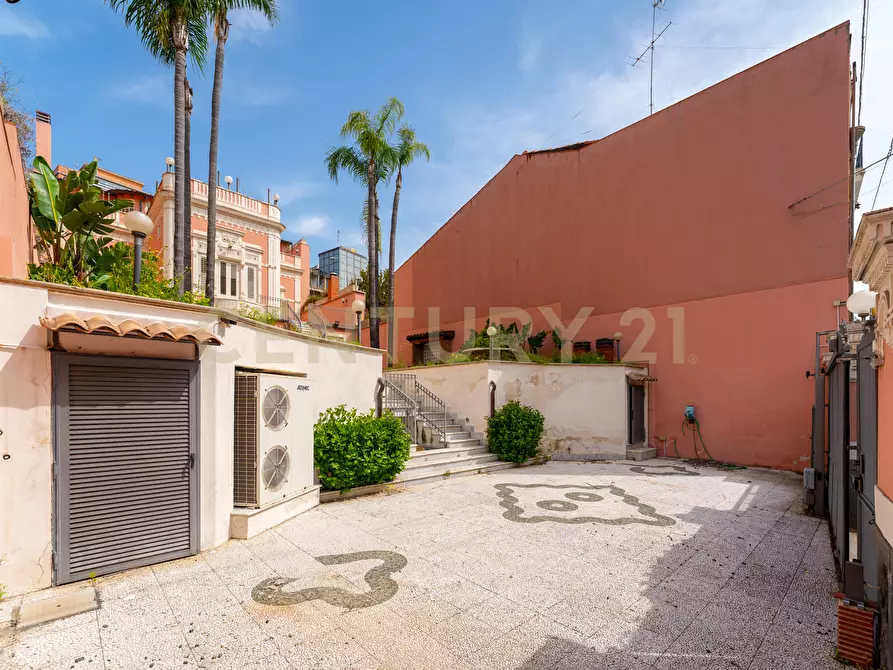 Immagine 5 di Villa in vendita  in Via Ingegnere 130 a Catania