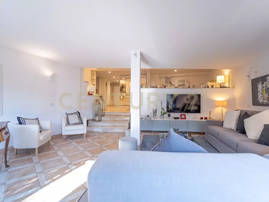 Immagine 29 di Bilocale in vendita  in Via la Sila 14 a Roma