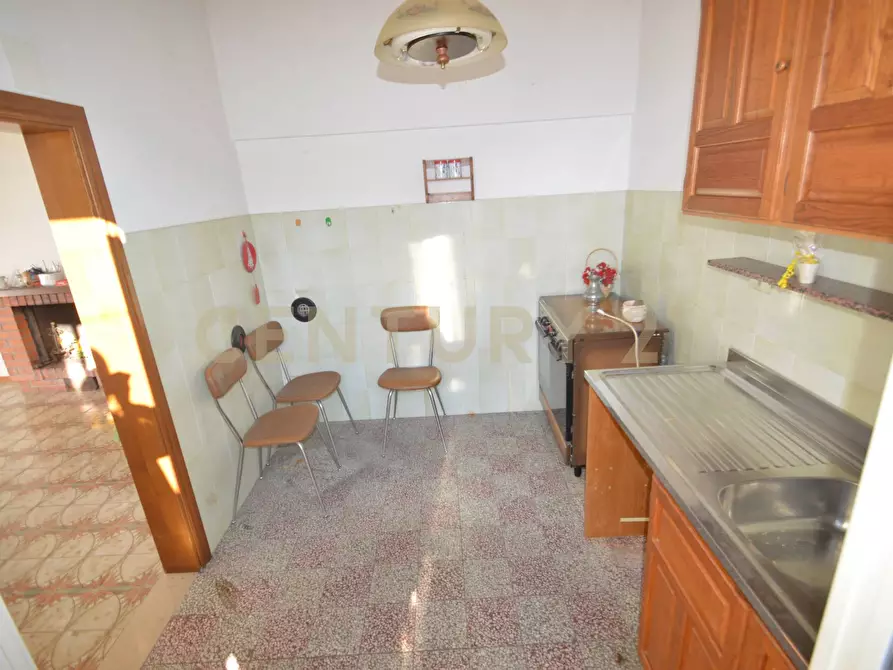 Immagine 15 di Casa indipendente in vendita  a Semproniano