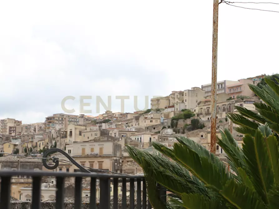 Immagine 17 di Casa indipendente in vendita  in Strada Pellico 26 a Modica