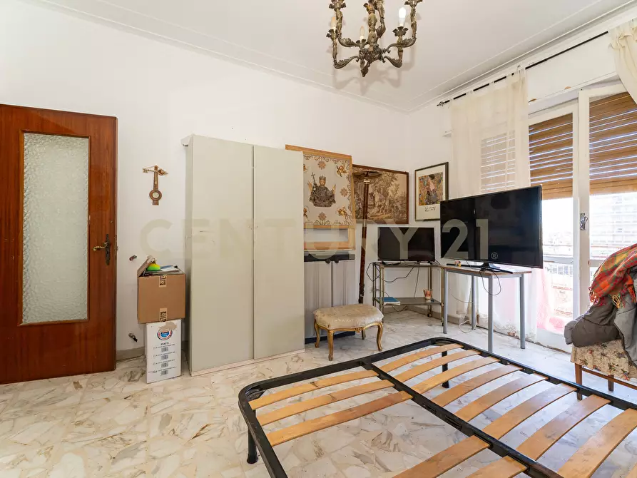 Immagine 46 di Attico in vendita  in Via San Filippo Neri 26 a Catania