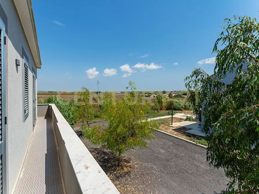 Immagine 42 di Villa in vendita  in Contrada Granelli 5 a Pachino