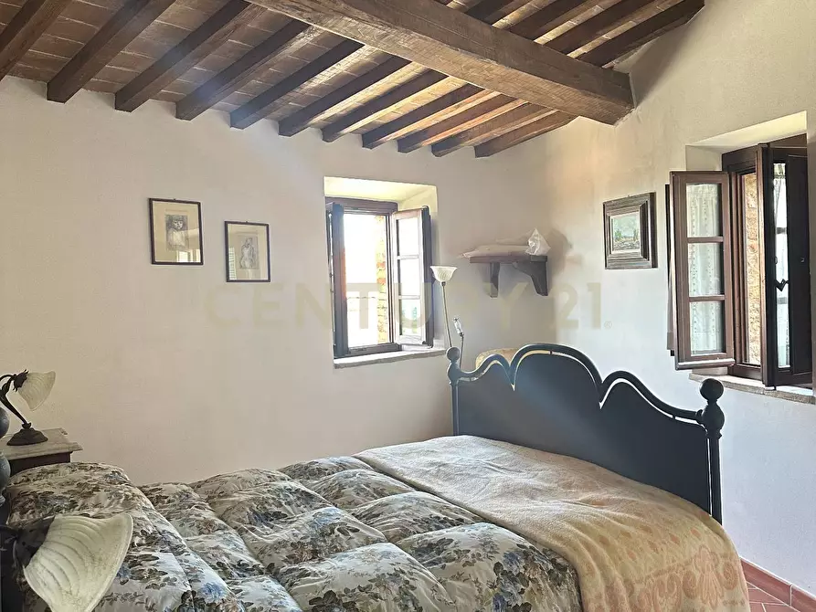 Immagine 17 di Pentalocale in vendita  in Via Porta San Francesco 1 a Cinigiano