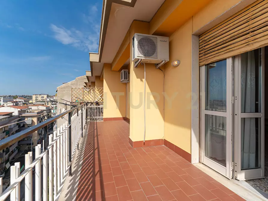 Immagine 51 di Attico in vendita  in Viale Mario Rapisardi 353 a Catania