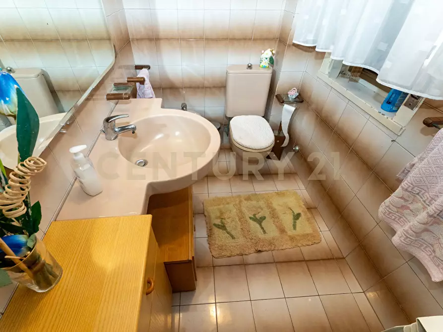 Immagine 41 di Villa in vendita  in Via Salemi 18 a Mascalucia