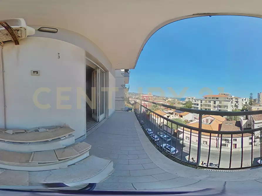 Immagine 51 di Pentalocale in vendita  in Via Messina 523 a Catania