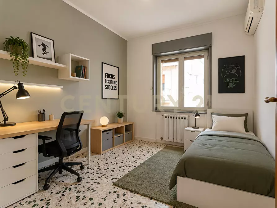 Immagine 40 di Quadrilocale in vendita  in Via Gabriele D'Annunzio 125 a Catania