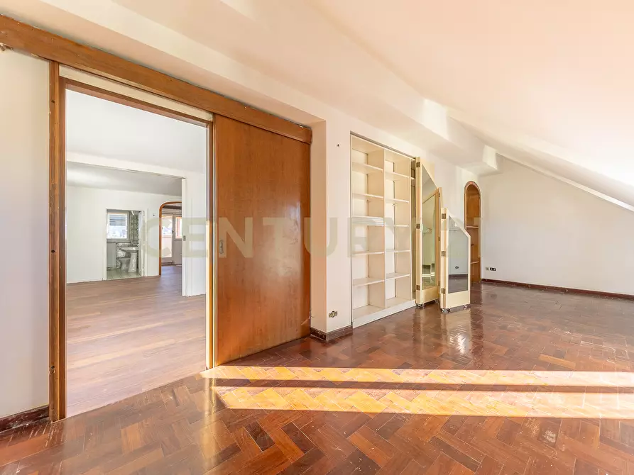 Immagine 12 di Attico in vendita  in Via Francesco Borgatti 18 a Roma