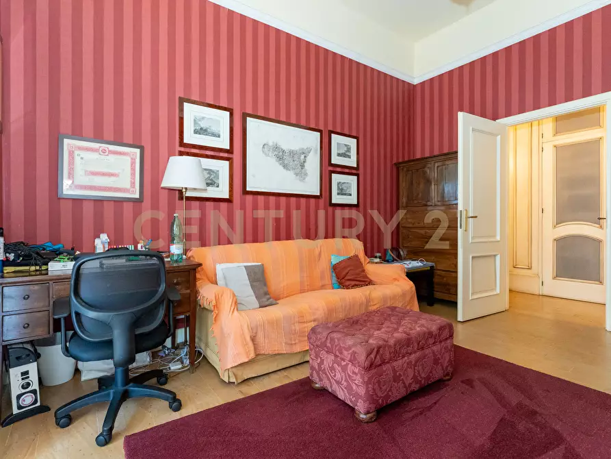 Immagine 37 di Villa in vendita  in Via Timparosa 39 a Aci Castello