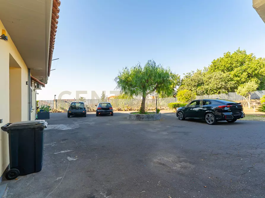 Immagine 41 di Quadrilocale in vendita  in Trav.14 di Via C. Colombo 19 a San Pietro Clarenza