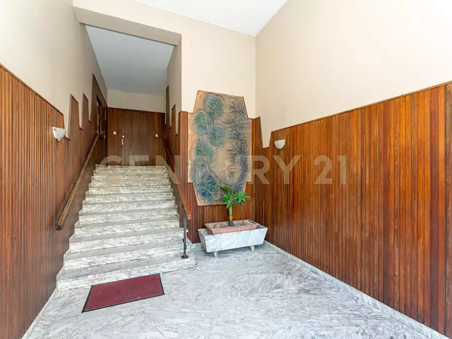 Immagine 3 di Attico in vendita  in Via Vincenzo Giuffrida 203 a Catania