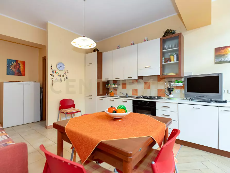 Immagine 27 di Bilocale in vendita  in Via Lungomare 2 a Sant'alessio Siculo