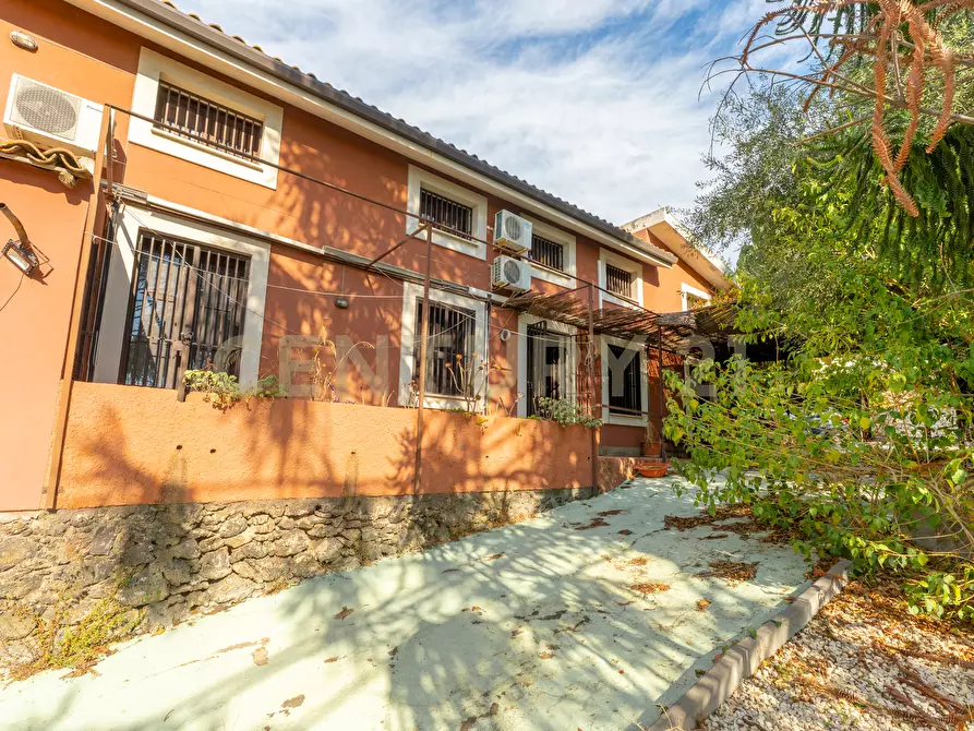 Immagine 7 di Villa in vendita  in Via Gallinaro 22 a Aci Castello