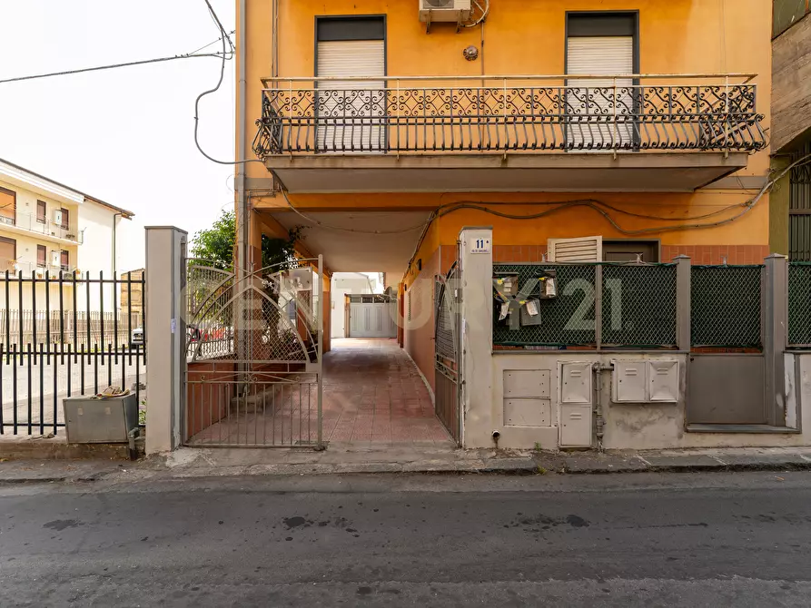 Immagine 1 di Trilocale in vendita  in Via dei Sanguinelli 11 a Catania