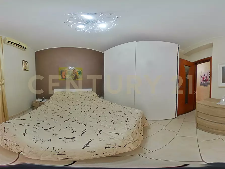 Immagine 14 di Trilocale in vendita  in Via degli Agrumi 139 a Catania