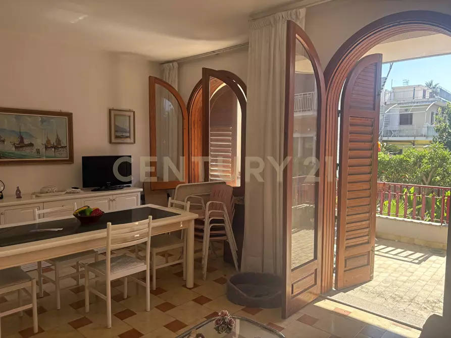 Immagine 6 di Pentalocale in vendita  in Via Francesco Baracca 59 a Riposto